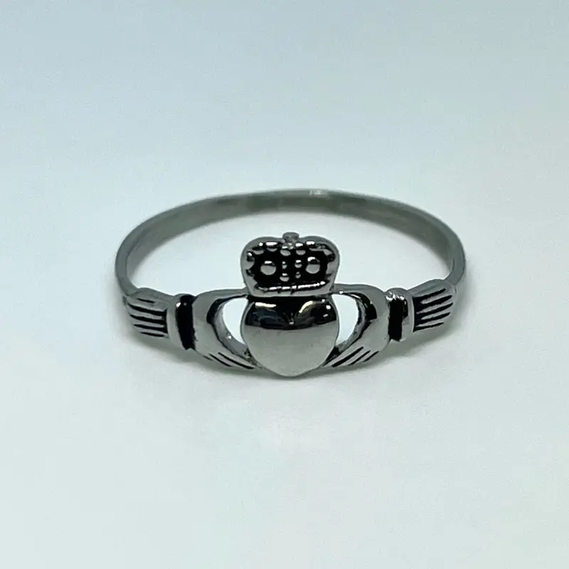Stainless Steel Claddagh Ring – Silver-Tone Irish Symbol Band Stainless Steel Claddagh Ring – Silver-Tone Irish Symbol Band