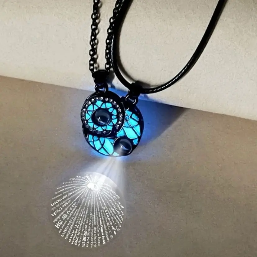 2pcs Cute Couple Sun & Moon Pattern Glow In The Dark Inlaid With Projection Beads PU Leather Chain Charm Necklace For Valentine's Day Gift teddybear necklace glow necklace sign couple jewelry heart magnetic