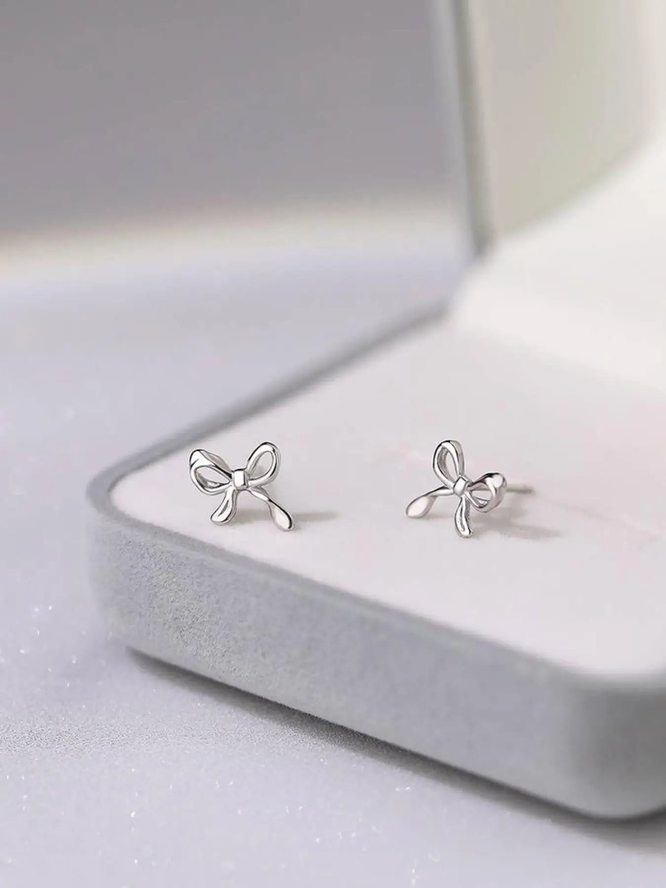 925 Sterling Silver Cute Bowknot Design Stud Earrings, Elegant Jewelry for Women, Fashion Accessories for Party, Daily Decor