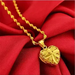 Women's Sand Gold Plated Heart Clover Necklace Love Four Leaf Clover Chain Jewelry Trendy Accessories