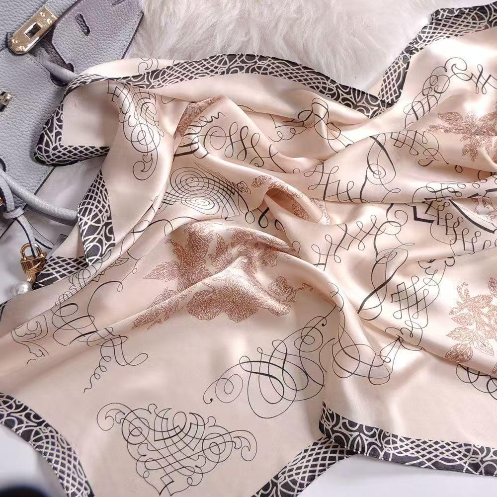 Women’s silk scarf, women’s headscarf, handkerchief, genuine silk scarf, elegant square silk scarf—suitable for weddings, parties, art dates, outings, travel, and as a gift for women.