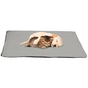 Petmaker Self-Heating Pad Thermal Pet Mat - Medium Petmaker Self-Heating Pad Thermal Pet Mat - Medium