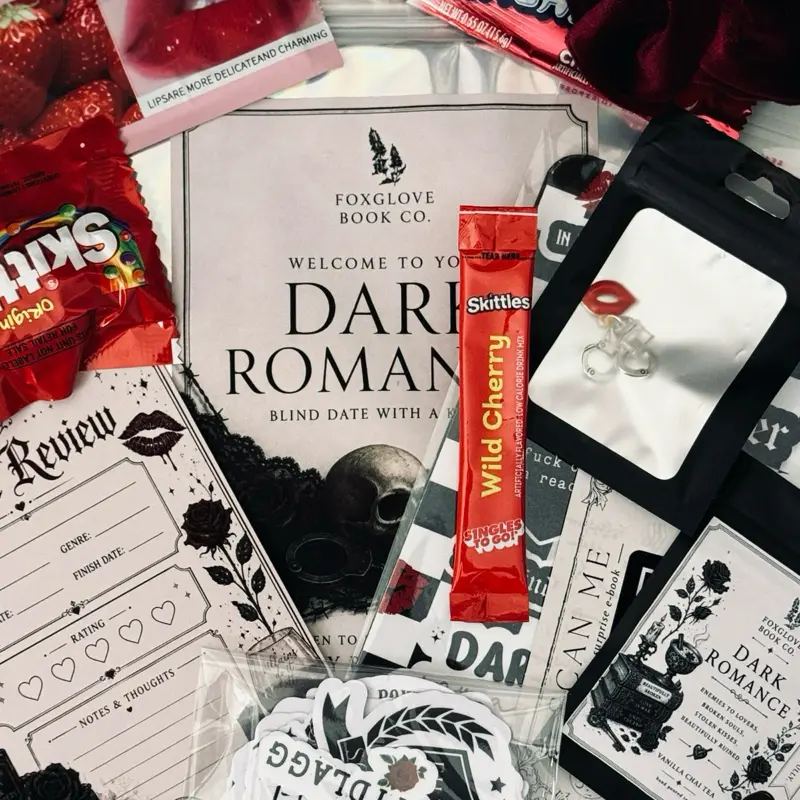 Book Lover's Blind Date Surprise E-Reader Accessory Gift Set - Kindle-Ipad Compatible, 1 Review Page, Throne of Glass Dark Romance E-Book, 2 Drinks & Snacks, Various Sizes Extras, Office Stationery Accessory (Includes Extras)