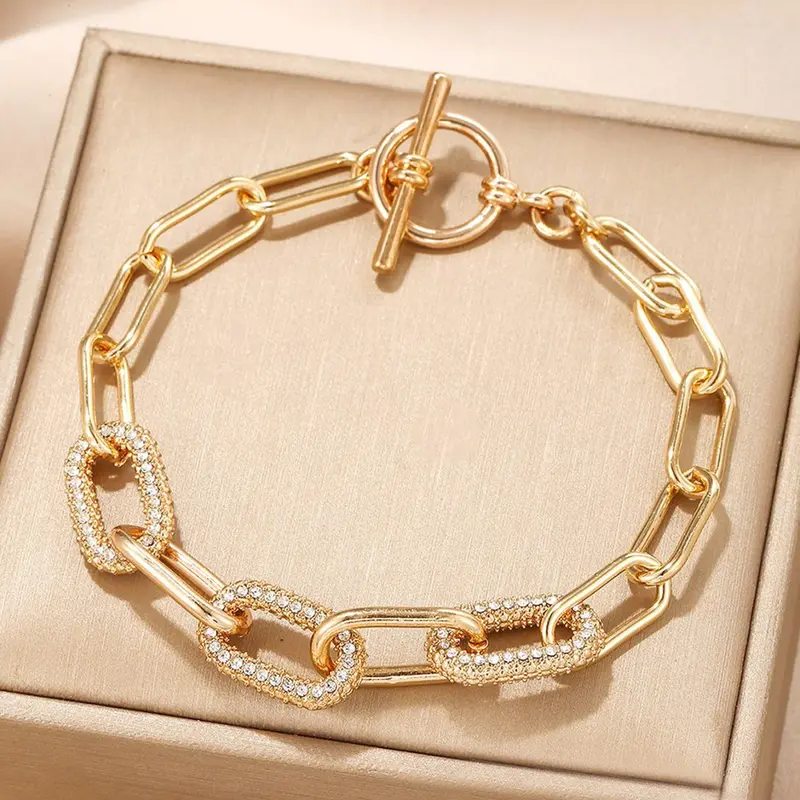 Fashionable High-End Hip-Hop Cuban Chain Bracelet, Stylish Link Design, Perfect Accessory for Trendy, Unisex Jewelry Piece, Cuban Bracelets, Trendy Fashionable Accessories