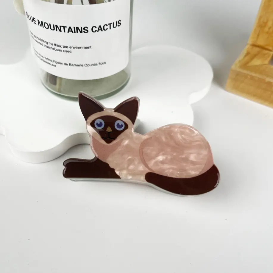 Unisex Plastic-Metal Siamese Cat Shaped Hair Claw - 3in x 1.3in Adorable Daily Wear Accessory with Gentle Hold for Hair Securing, 3X1.3 In, Claw Hair Clips