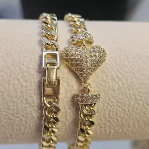 (WW) #2.    Elegant single heart bracelet 14k Gold plated bracelet gift