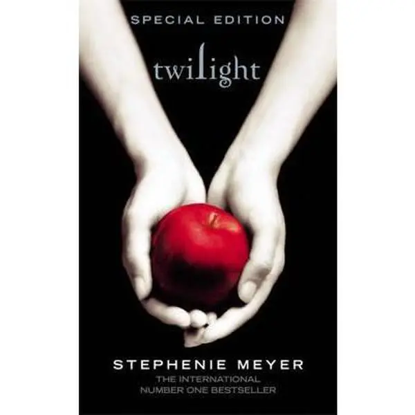 USED-Twilight by Stephenie Meyer (Paperback)