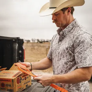 Vexil Brand – Western Pearl Snap Polo - Retro Camo | White