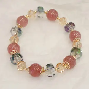 [Strawberry Beaded Bracelet] Elegant Strawberry and Artificial Beaded Bracelet - 1pc Unisex Fashion Jewelry, Unplated for Daily Wear & Campus Use, Suitable for All Seasons