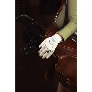 Love Glove - Heart