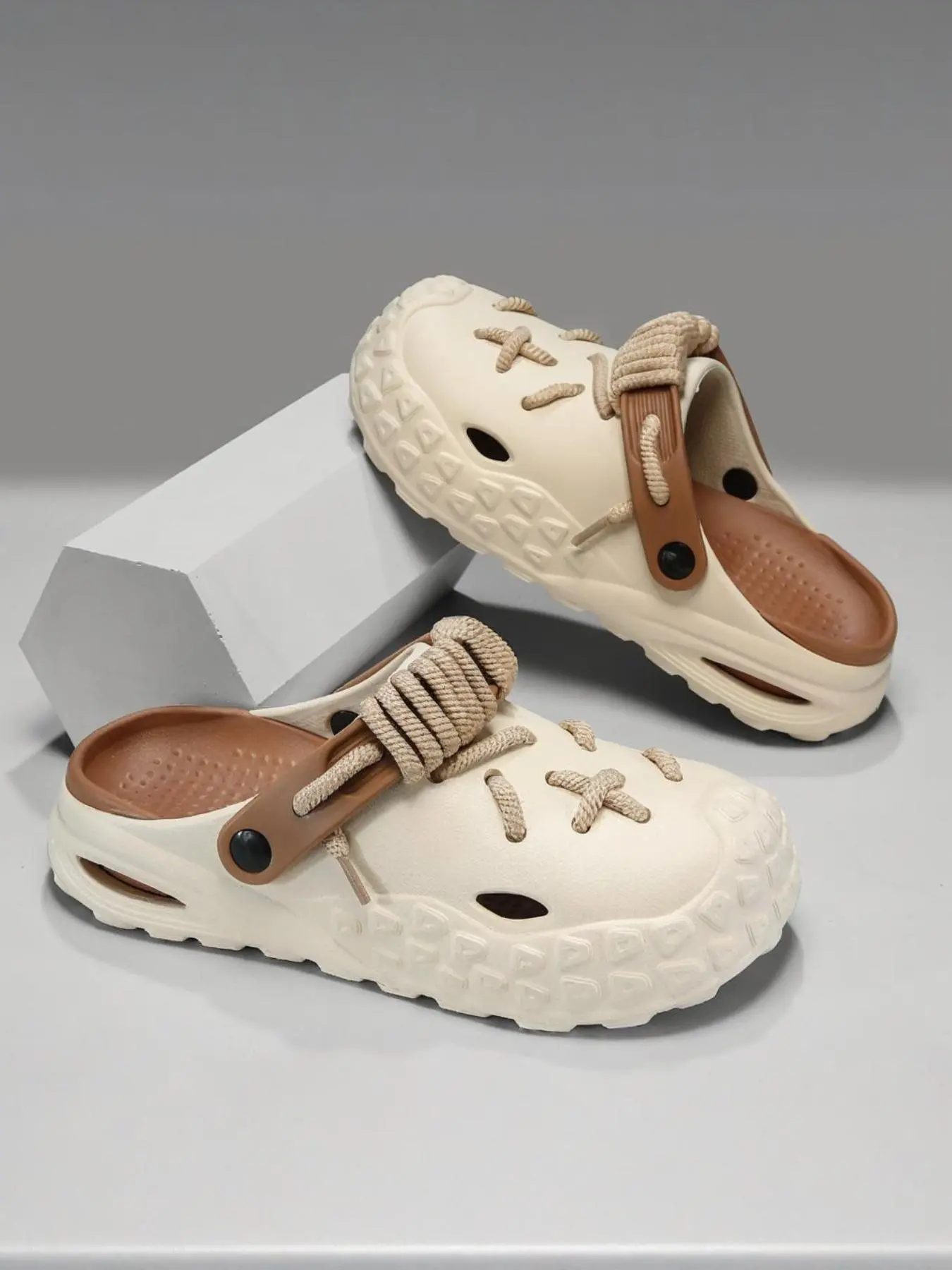 Men's Casual Hollow Out Breathable Lightweight Clogs, New Style Comfortable Non-slip Clogs, Fashionable Shoes for Outdoor & Indoor Wear, Women, Anti Slip Clogs, Minimalist Casual Clogs