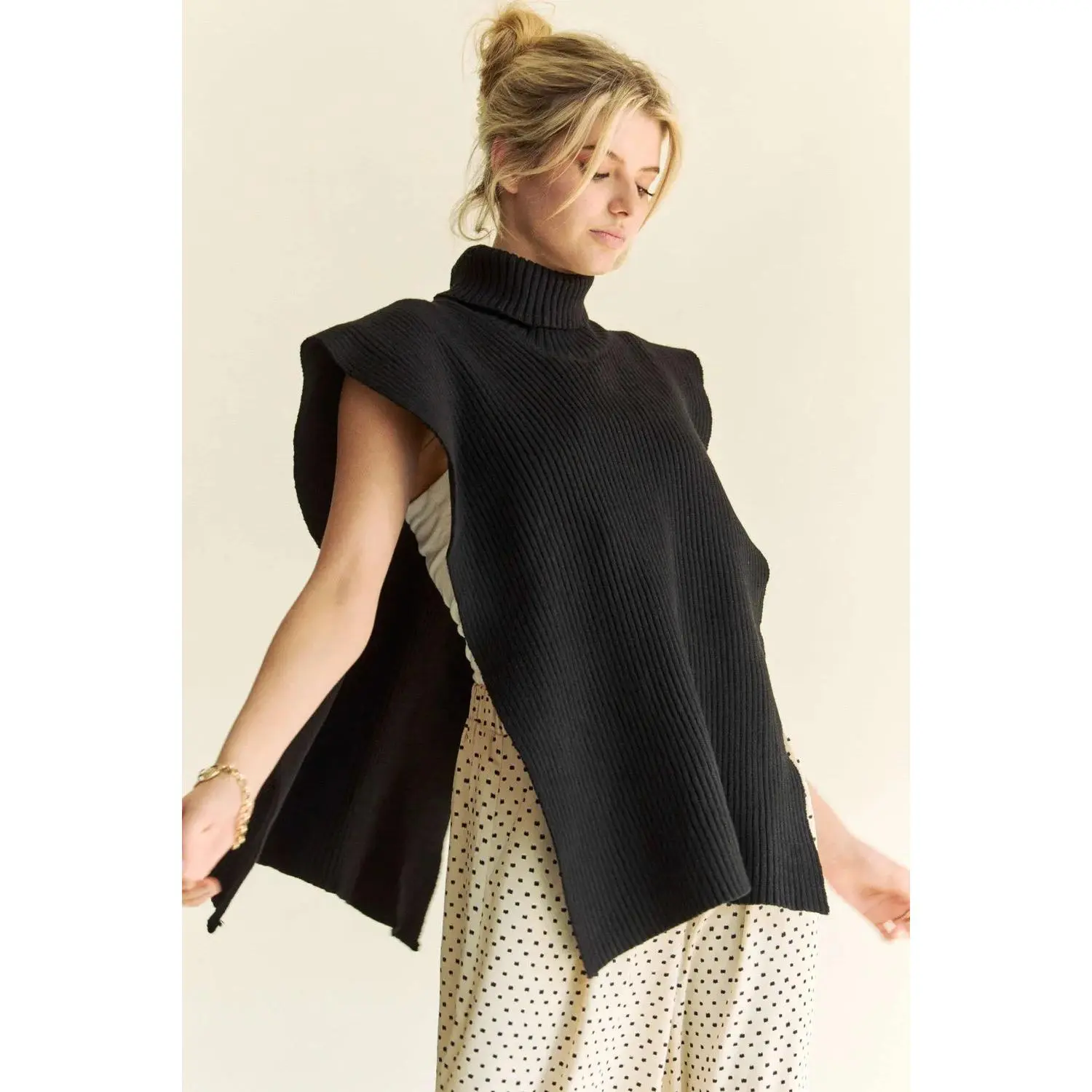 Davi & Dani Side Split Turtleneck Sleeveless Knit Top