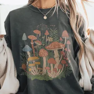 Comfort Colors Mushroom T-Shirt Vintage | Hippie Shroom Graphic Tee | Cottagecore Nature TShirt for Mushroom Lovers, Retro Forest Art
