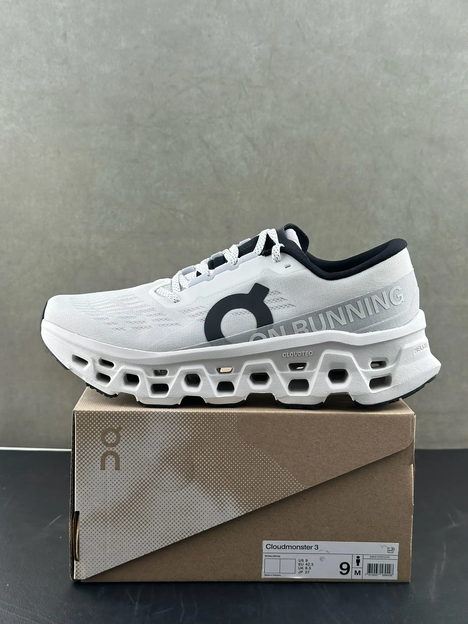 White Black Breathable Knit Mesh Running Sneakers, Hollow Cloud Cushion Shock Absorbing Lightweight Athletic Shoes