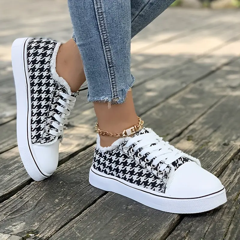 Classic Low-Top Houndstooth Sneakers with White Toe Cap - Breathable Fabric Upper, EVA Sole, Lace-Up Closure - Perfect for Casual Outings and Fall Season Runner Closed Shoe Training Boy Footwear Trainer Athletic Running Blue