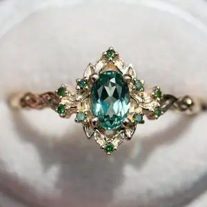 New gold plated emerald green zirconia ring, suitable engagement jewelry accessories for women