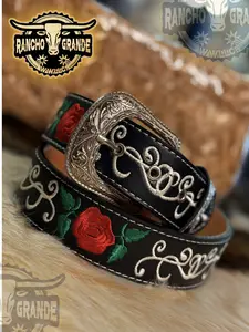 Cinturon de Piel Genuina en color Negro para Dama , Mujer , Vaqueras ,Diseno Rosas Rojas /Genuine Leather Belt for Women, Ladies, cowgirls Red Roses Design
