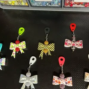 Beaded straw charms (Fun Accessories)