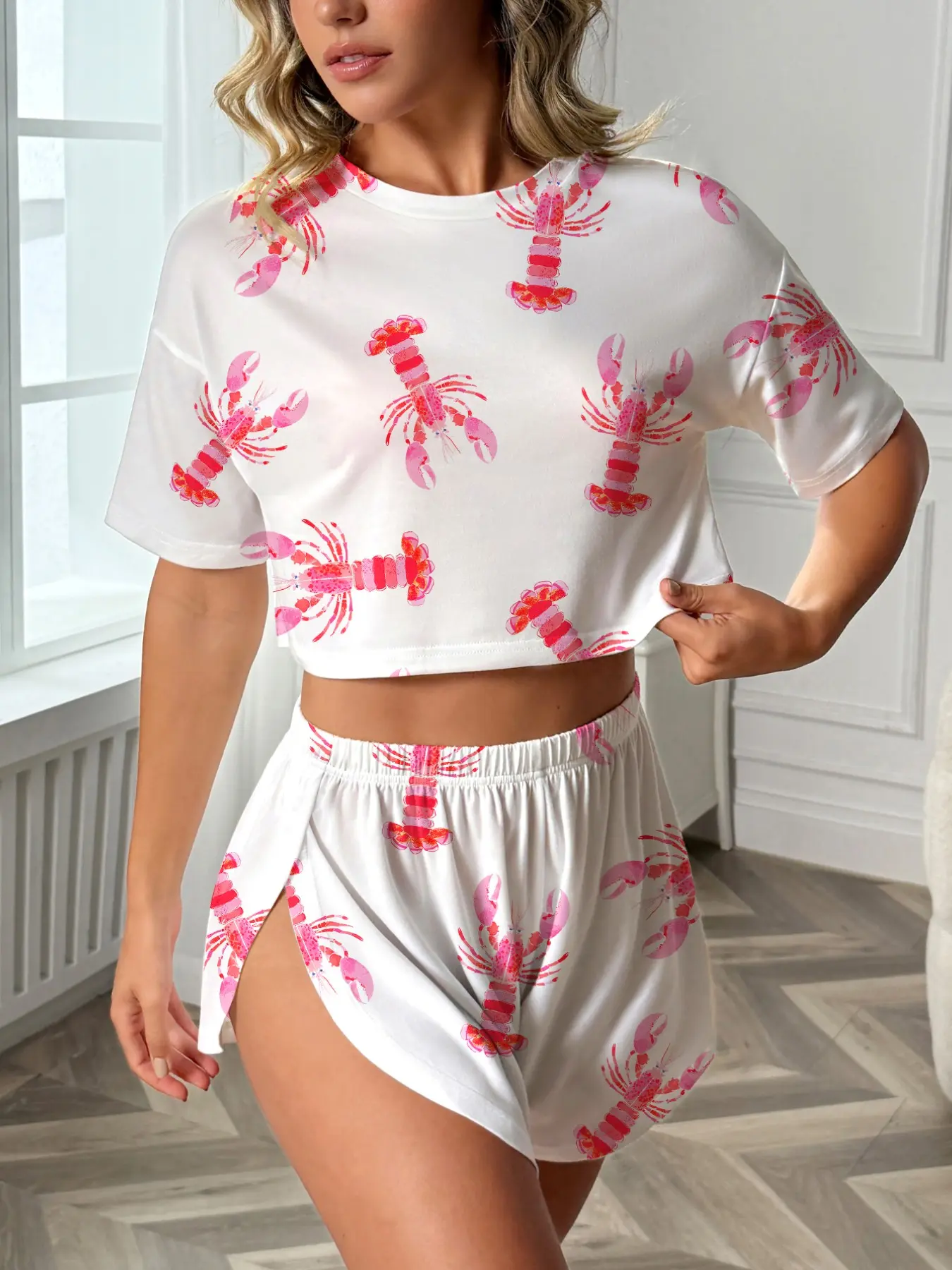Women's 2-Piece Sleepwear Pajamas Set, Ocean Elements Lobster Print, Loose-Fitting Round Neck Short Sleeve Top and Elastic Waist Shorts