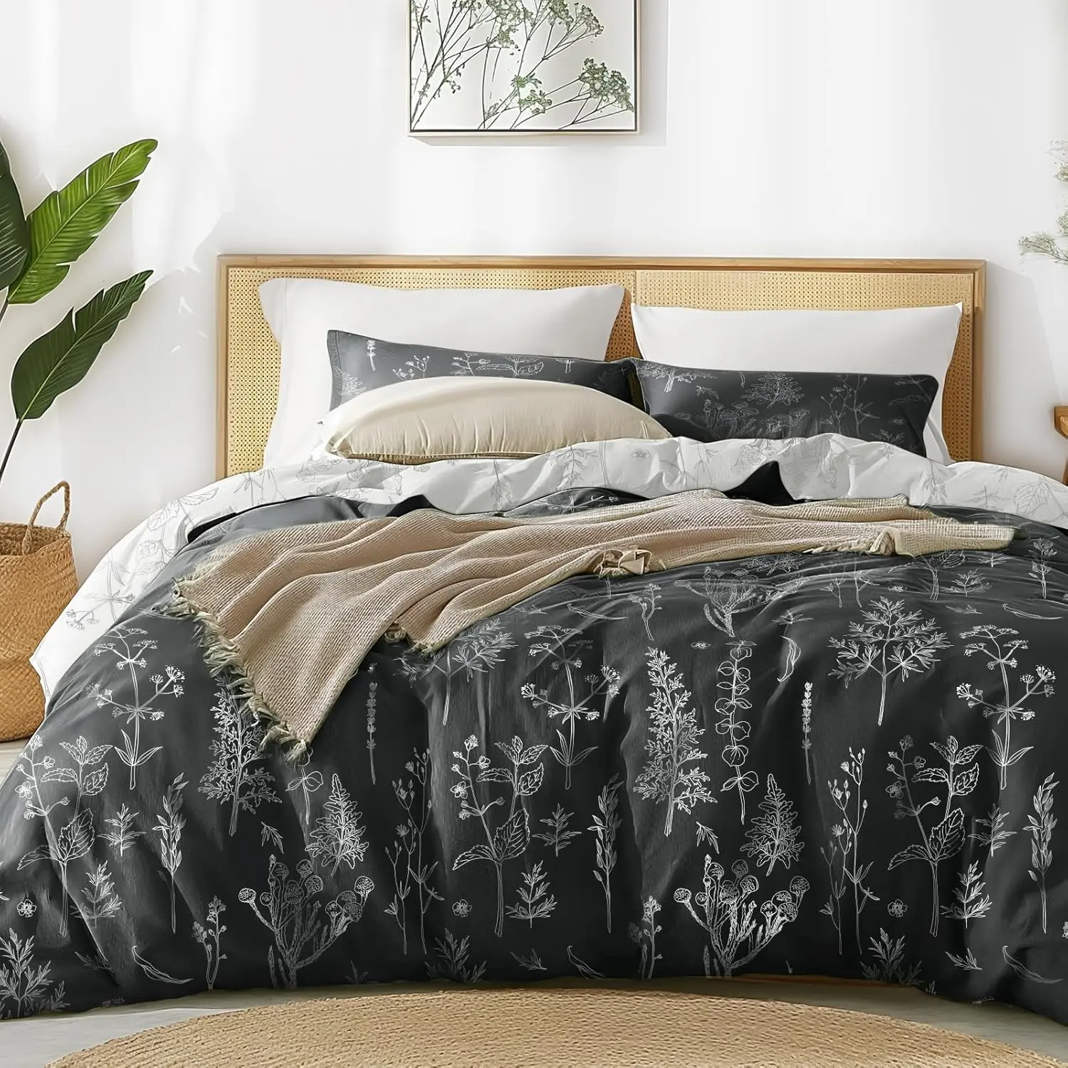 Black Twin Comforter - Twin Size Comforter Dorm, 2 Cute Floral for Women, Flowers Comforter, 1 Comforter  1 Pillow Sham
