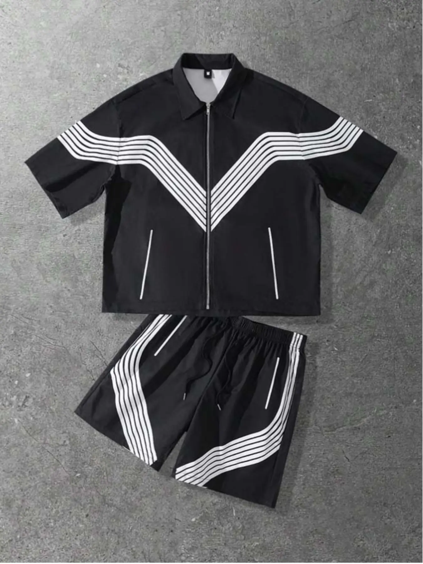 Men's Summer Fashion Patchwork Zipper Short-Sleeve Top & Shorts Set, Contrast Striped Breathable Casual Outfit for Commuting, Loose