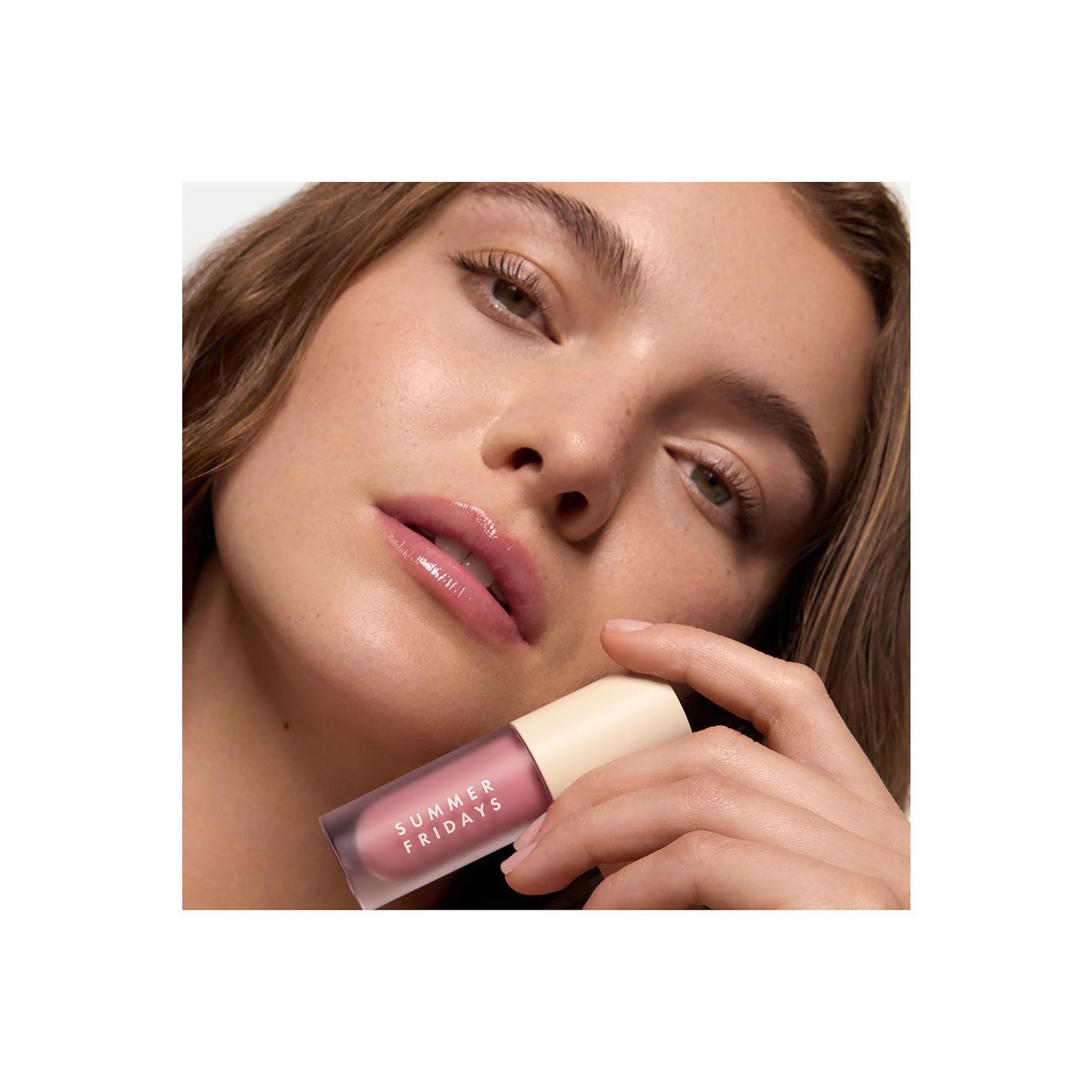Summer Fridays Dream Lip Oil in Rosebud