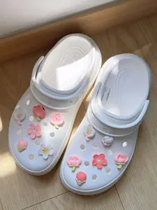 12pcs Removable Floral Charm Shoe Clips, DIY Peach Blossom Cream Accessories for Crocs, Fresh Garden Style Footwear Decor, Flower, Floral Shoe Charms, Shoe Decorations