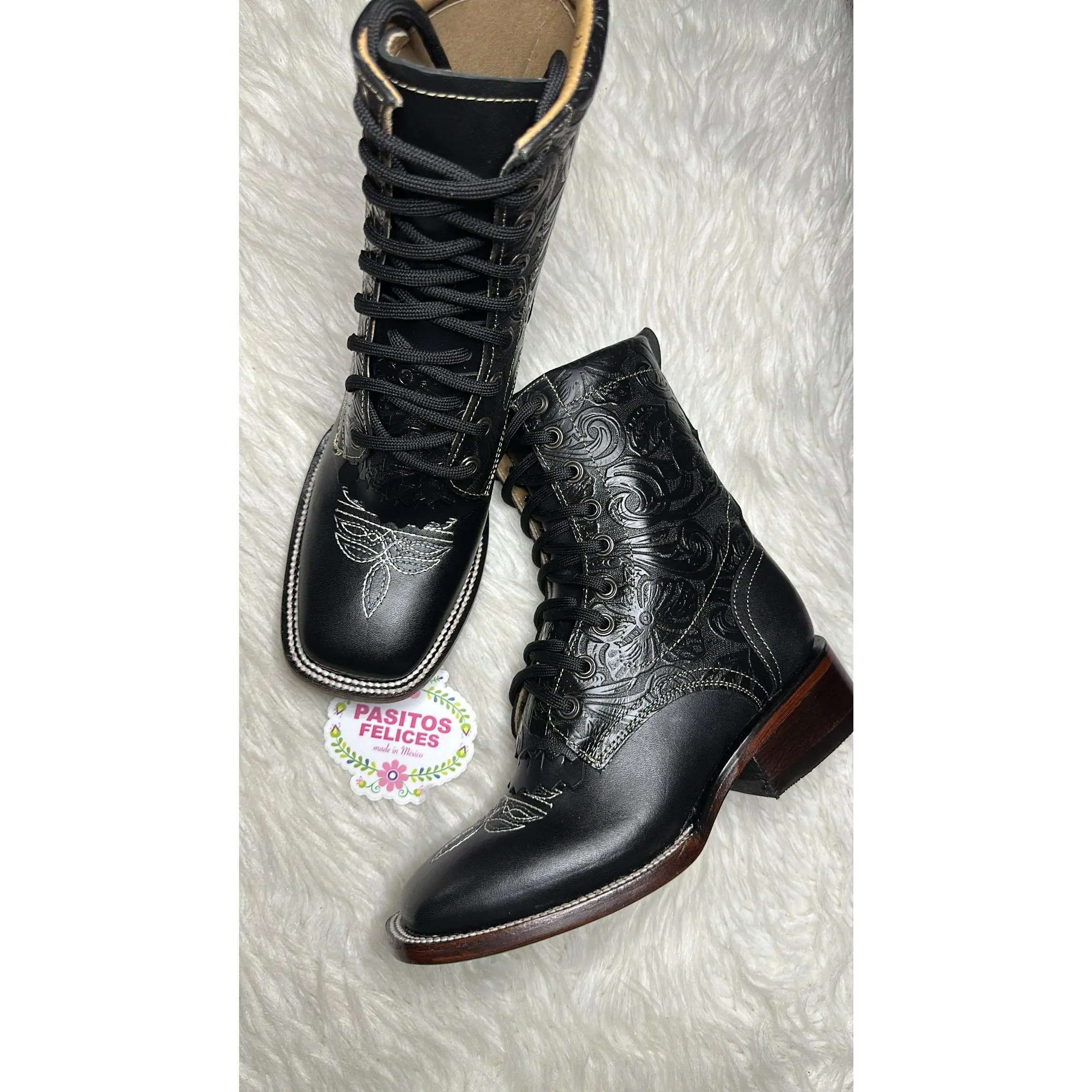 Botas Lacer Brillosas - Shiny Black Leather Tooled Boots