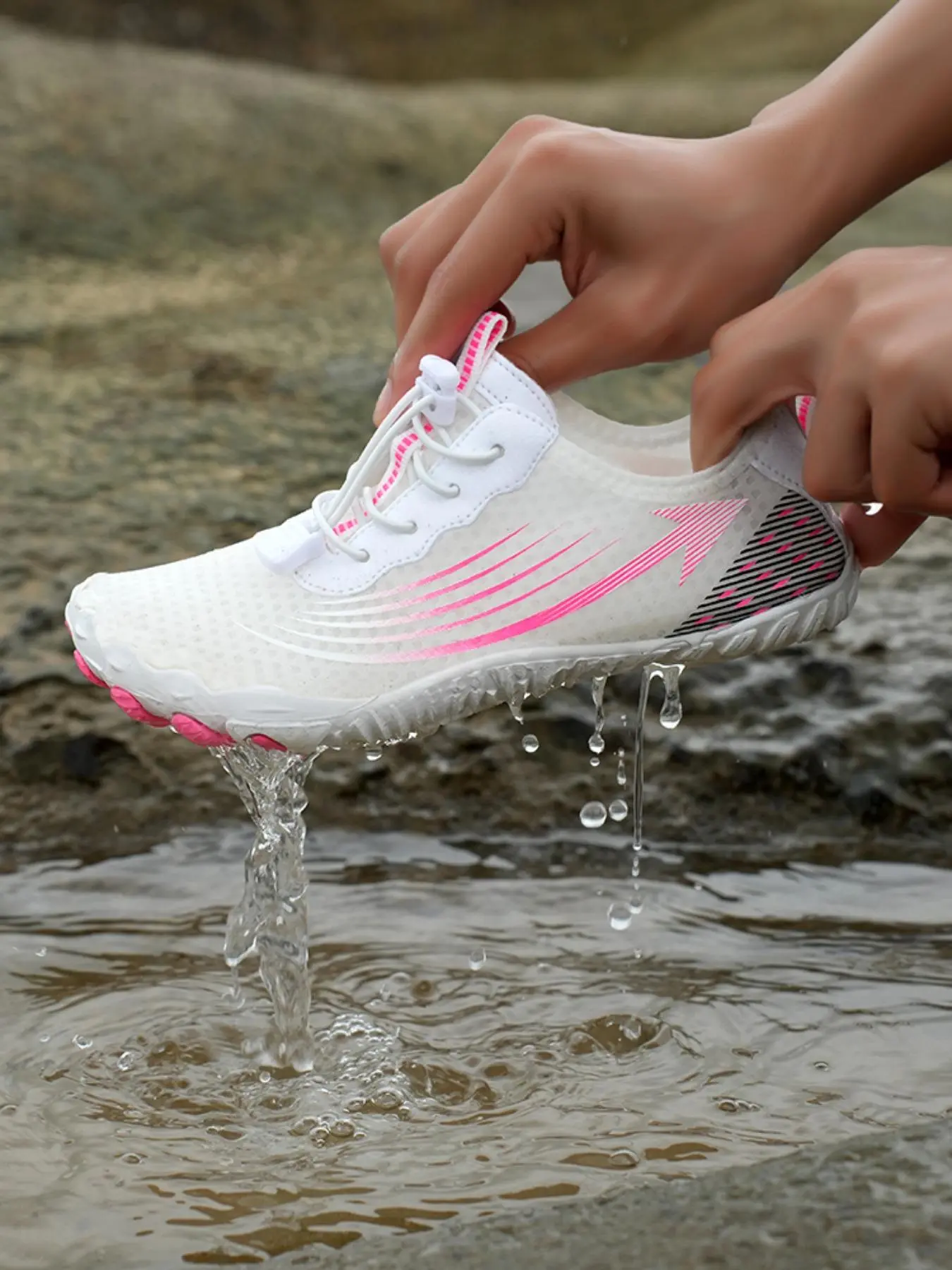 Women's Colorblock Slip on Water Shoes, Lightweight Breathable Quick Drying Water Shoes, Beach Barefoot Shoes for Swimming & Water Sports, Mesh Water Shoes, Water Aqua Shoes, Water Footwear