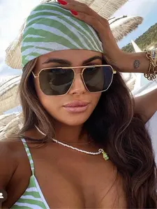 Vintage Geometric Frame Sunglasses, Trendy Casual Sunglasses for Women, Fashion Accessories for Everyday Use and Outdoor Activities, Trendy Beach Eyewear