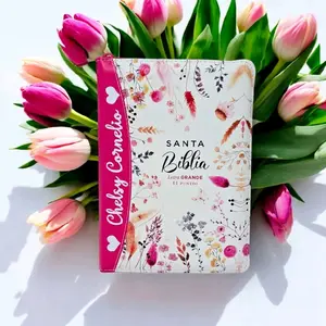 Biblia Personalizada - Compacta Fuscia Floral Reina-Valera 1960