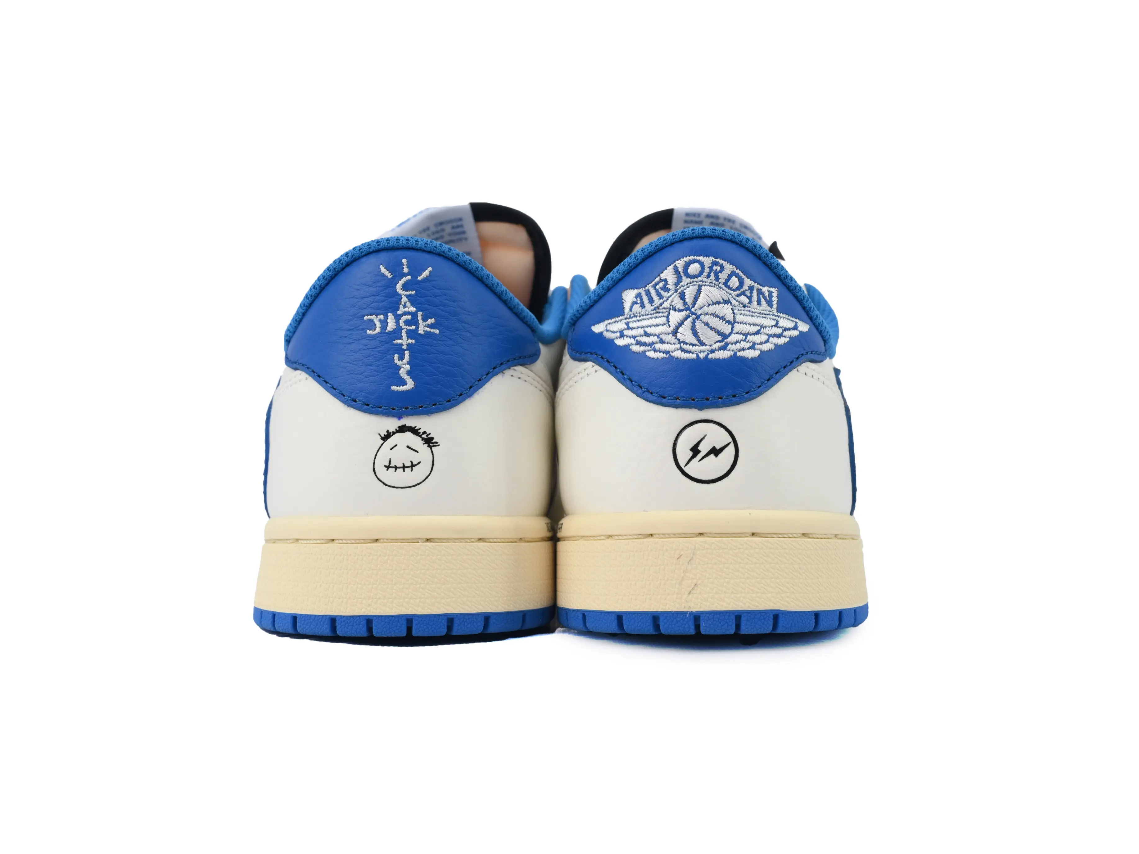 Classic Retro Casual Sneakers, Premium Off White Leather, Low Top Silhouette, Cream Midsole, Blue Rubber Outsole, Wear-resistant Sole, Unisex Hip Hop Street Shoes