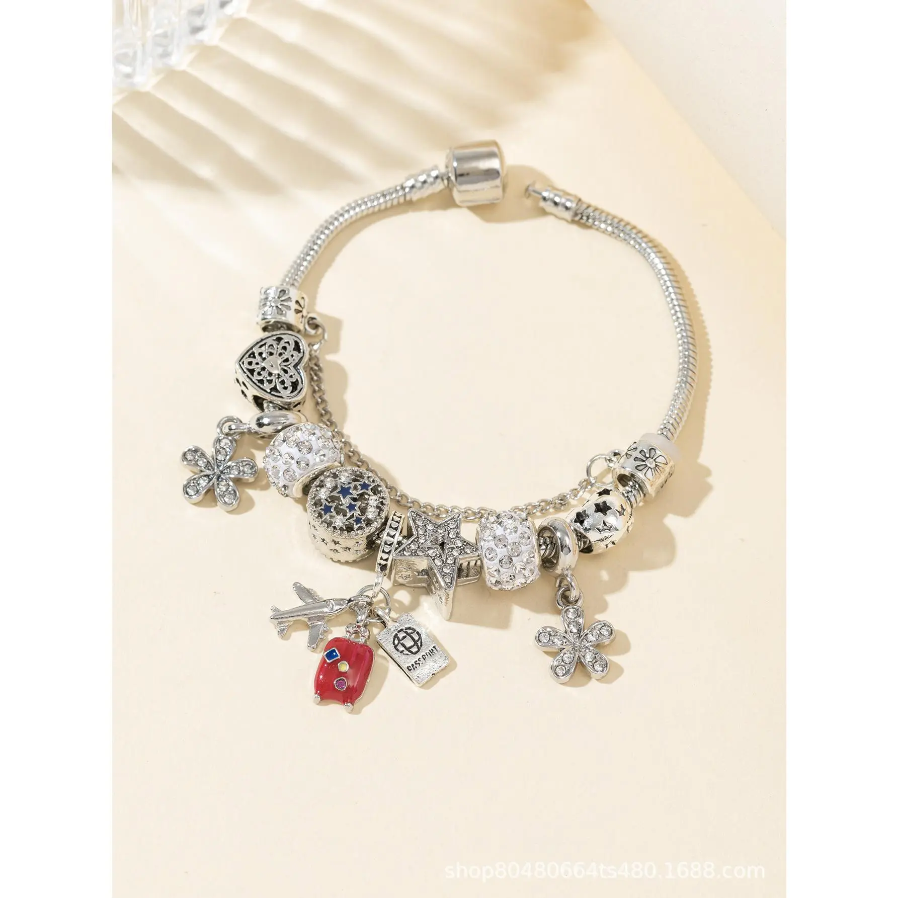 116 # Airplane Travel Case Pendant YCB63