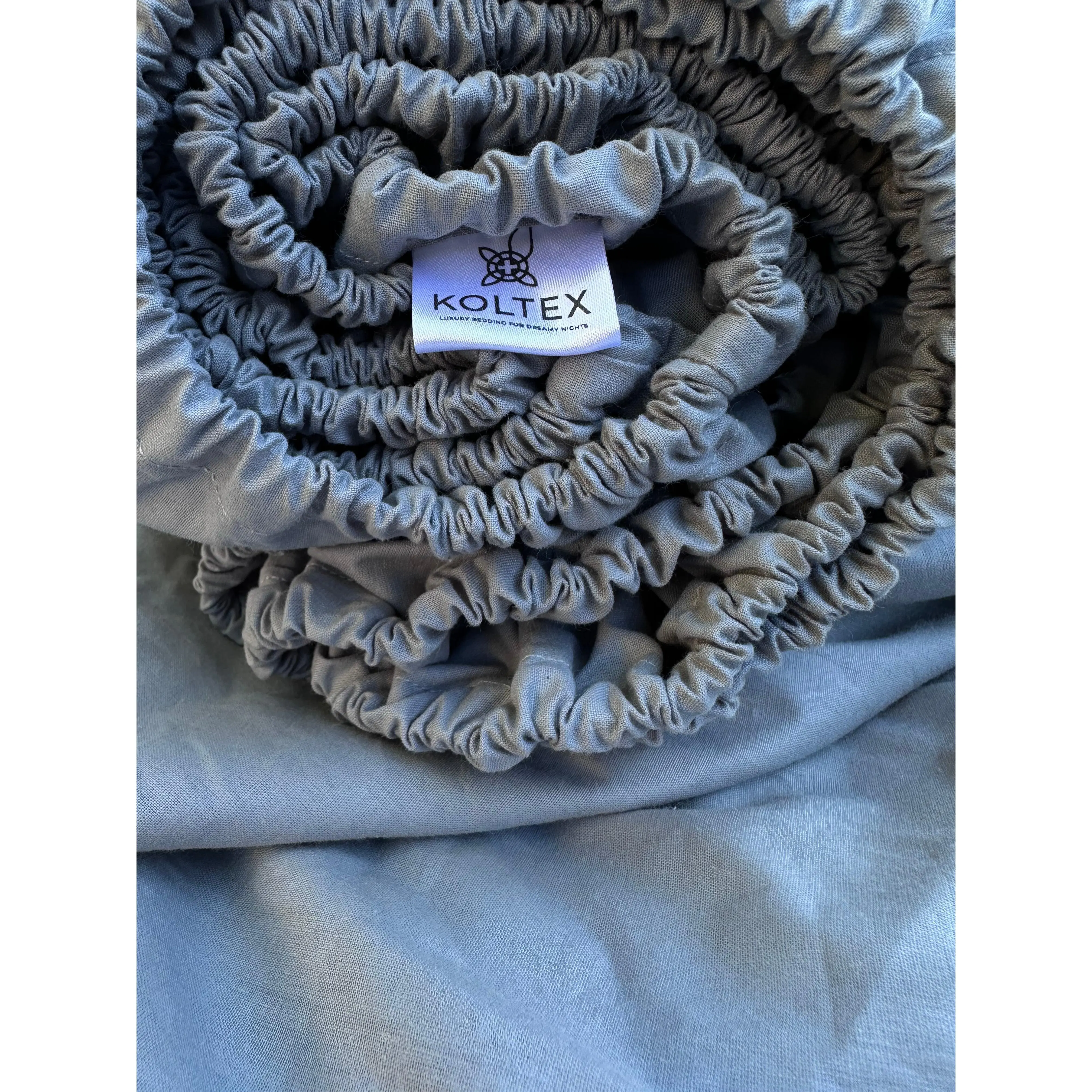 Premium Turkish Cotton Fitted Sheets - Soft Breathable & Eco-Friendly - US Sizes Available - Perfect Fit for Comfortable Sleep - Colored Options