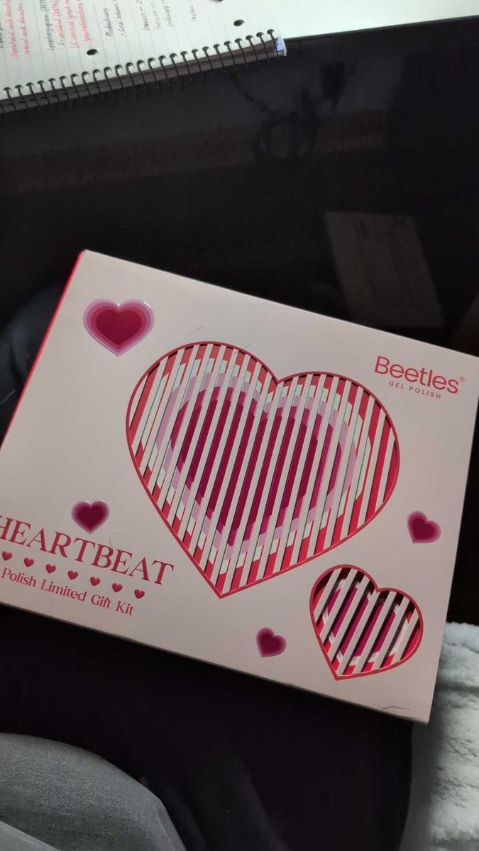 Item: Heartbeat Box, Pink