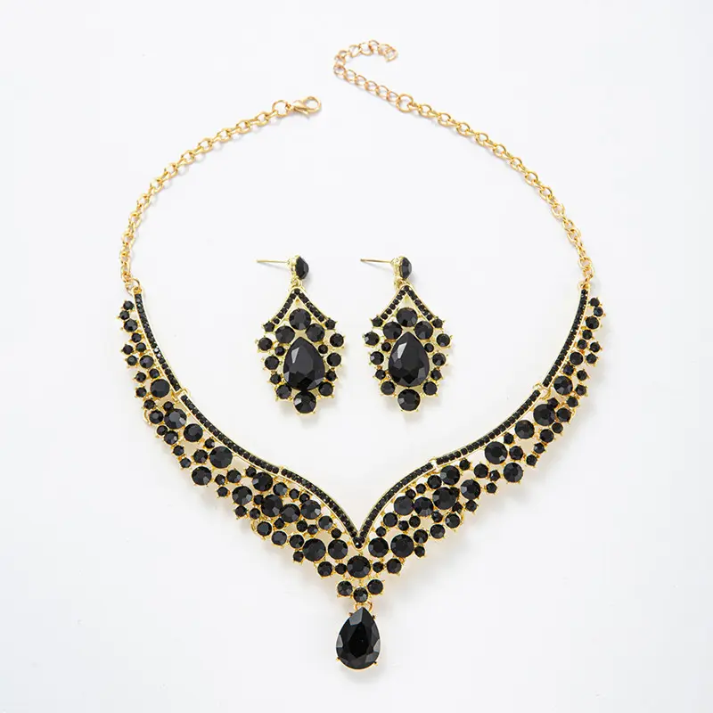 Black necklace+earring needles