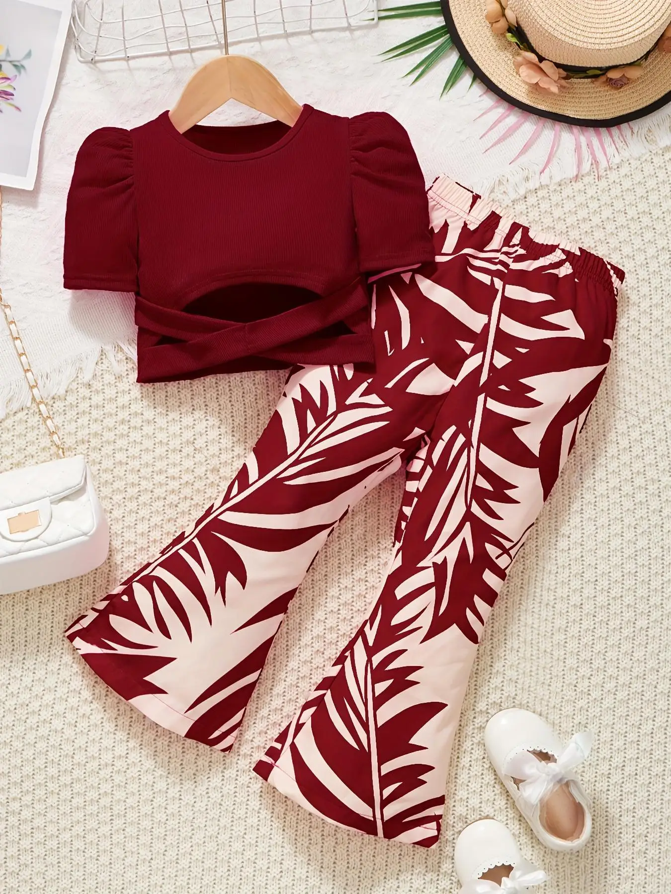 Toddler Girl's Solid Top & Flare Leg Pants Two-piece Set, Casual Fashion Cozy Top & Bell Bottom Trousers for Daily Outdoor Wear, Kids Clothing for Sum