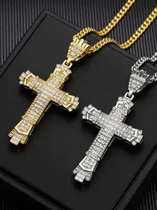 A trendy and fashionable diamond studded cross pendant necklace, suitable for daily wear, vacation dates, and other occasions, and also a surprising and exquisite small gift