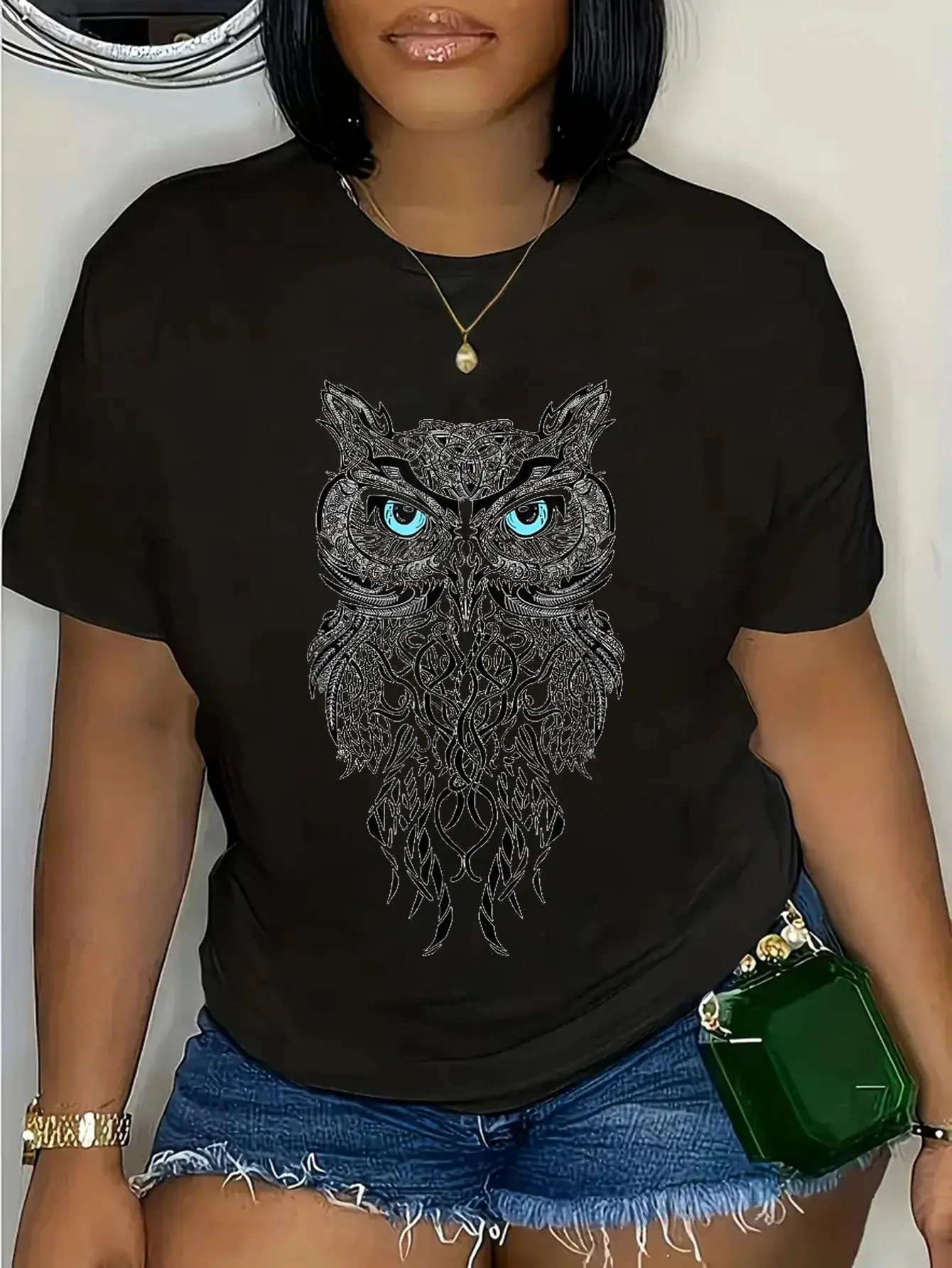100% Cotton Best T-shirt is great for owl fans,Owl art T-shirt. T-Shirt