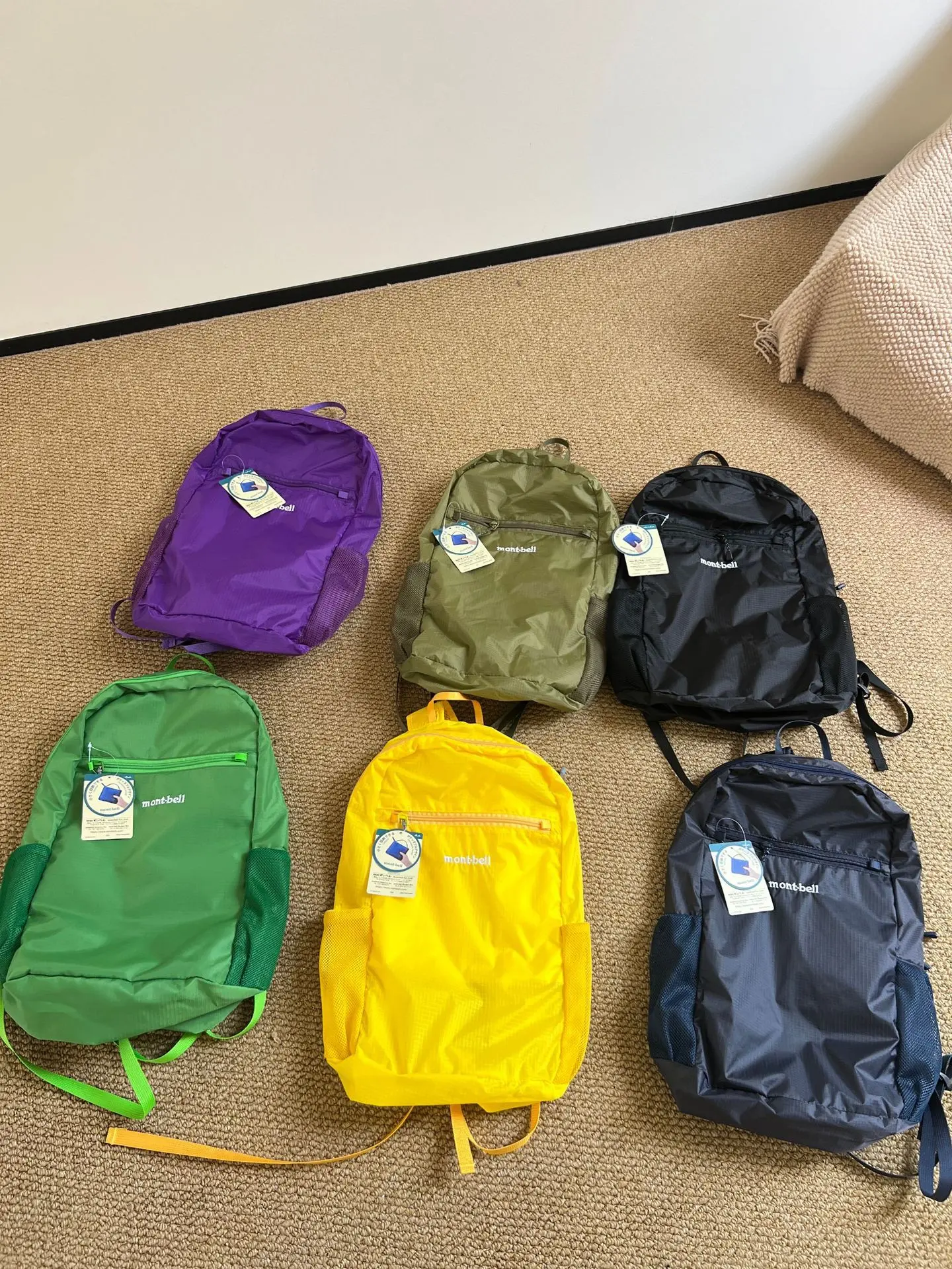 New stylish and minimalist ultralight travel and commuter backpack, 15L, suitable for hiking and school.