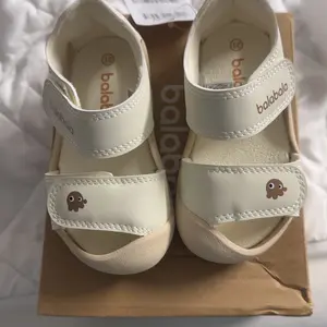 Balabala 2026 new children's shoes children's  sandals for boysand baby soft-soled summer girls' Toe Protection non-slip barefoot shoes