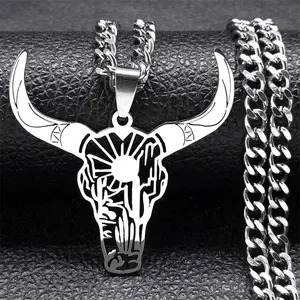 Bull head necklace western cowboy hollow pattern bullfighting necklace animal unisex jewelry gift