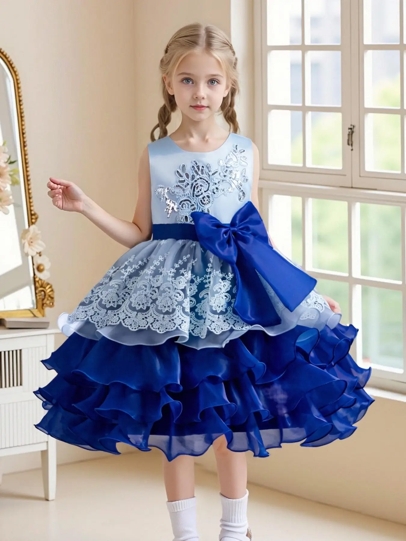 Girl's Floral Appliques Contrast Mesh Bow Decor Tiered Layer Dress, Elegant Sleeveless Round Neck Fit & Flare Dress for Party Performance Wedding Gues