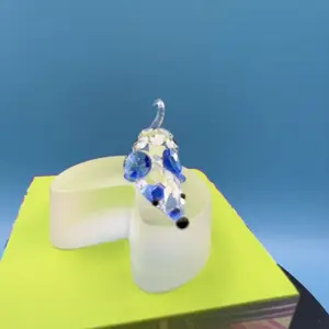 660/1 Asfour crystal blue Mouse with cheese