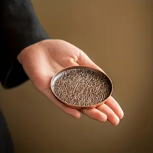 4 Pieces Vintage Clouds Design Coasters Suits, Antique Alloy with Complex Swirls Pattern, Non-Slip Tea Ceremony and Home Decoration Coaster, Cloud Party Decoration