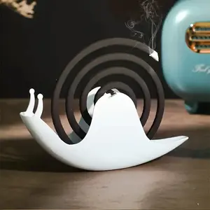 Snail-Shaped Incense Holder, Fireproof Plastic, Durable & Portable Design, Perfect for Indoor Use, St. Patrick's Day, Easter, Spring Decoration