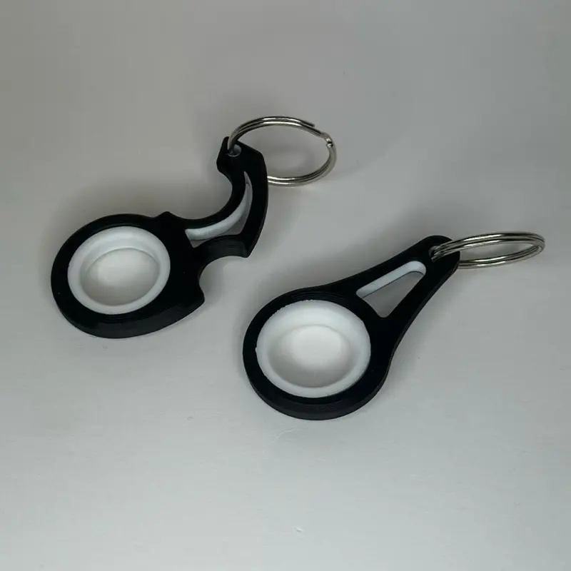 Keychain Spinner - 3D Printed PLA Plastic - Black & White Design - Durable & Lightweight - Perfect for Keys & Bags