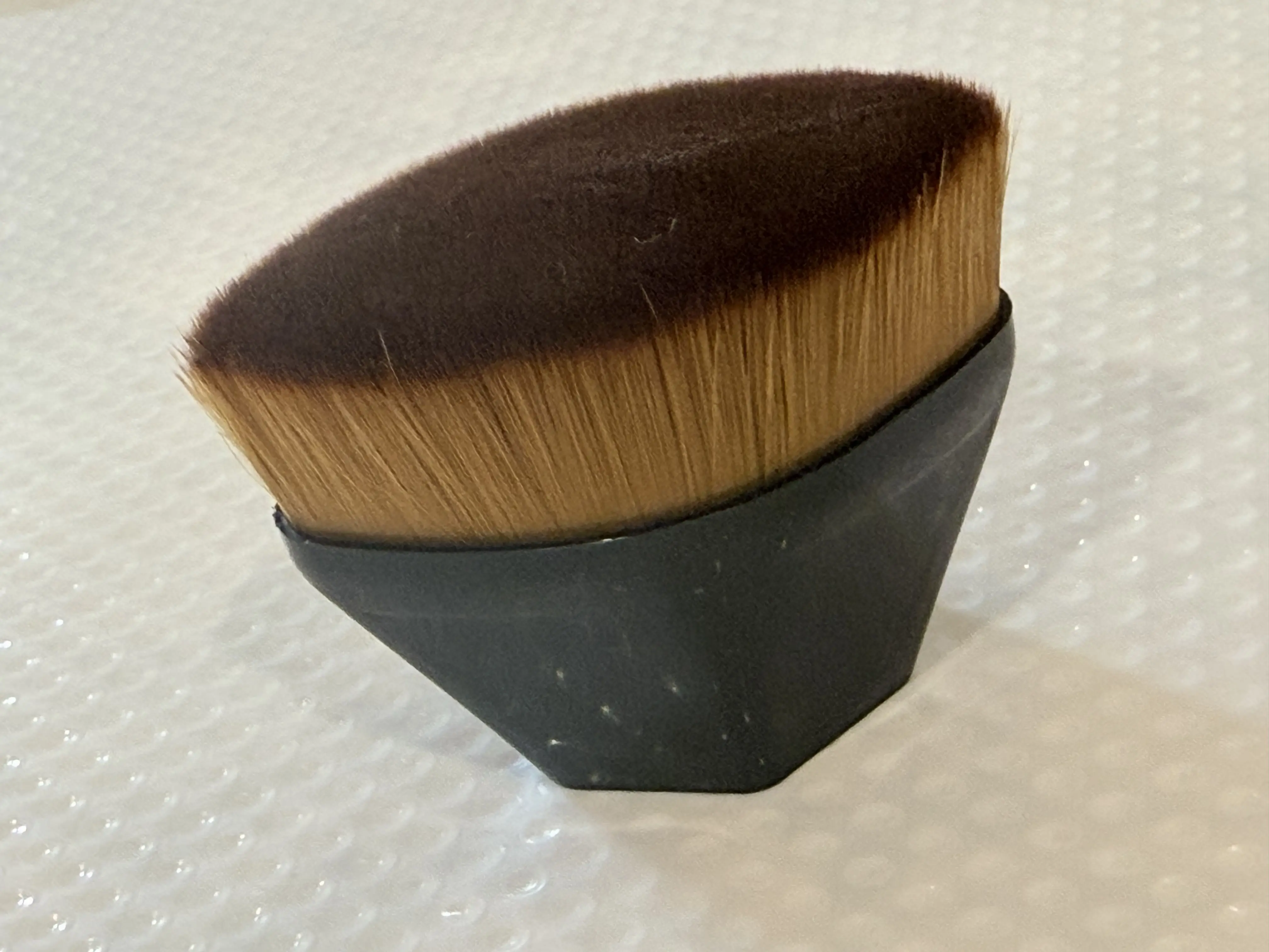 Ultra-Soft Flat Top Kabuki Brush