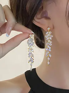 Elegant Leaf Design Rhinestone Decor Dangle Earrings, Fashion Jewelry for Party, Daily Clothing Decor, Trendy All-match & Exquisite Jewelry for Birthday Gift, High Quality Earrings