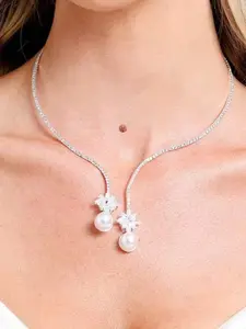 Stylish Open Collar Pearl & Rhinestone Choker Necklace, Luxurious Vintage Design for Bridal & Wedding, Versatile Statement Jewelry